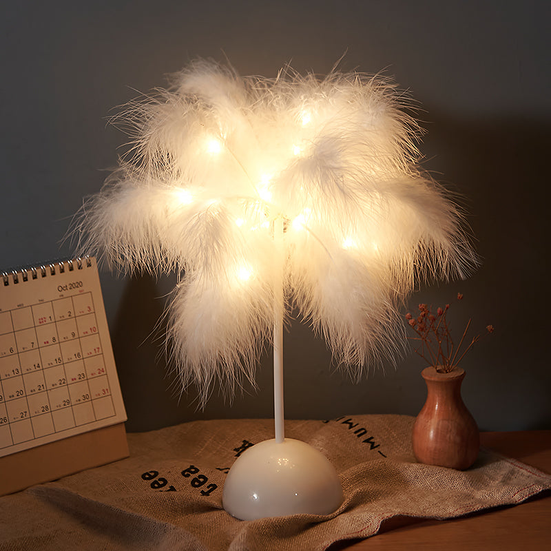 PlumeGlow-Feather Lamp Nordic Desk Lamp PrestigePearls