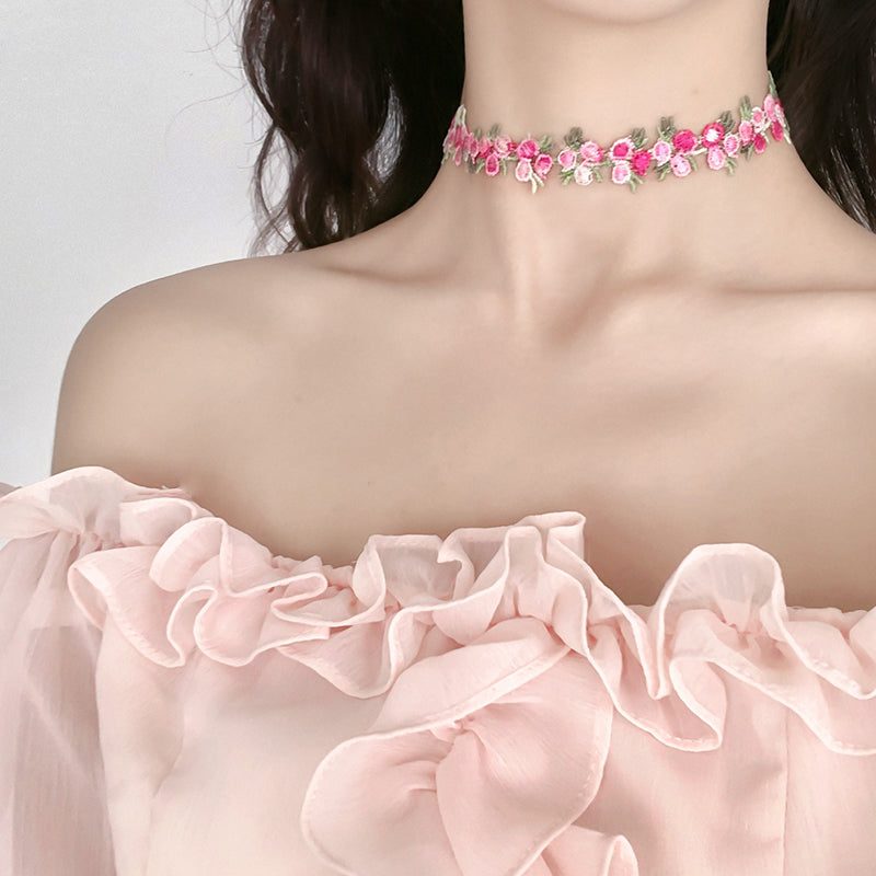 Female pink flower choker collar PrestigePearls