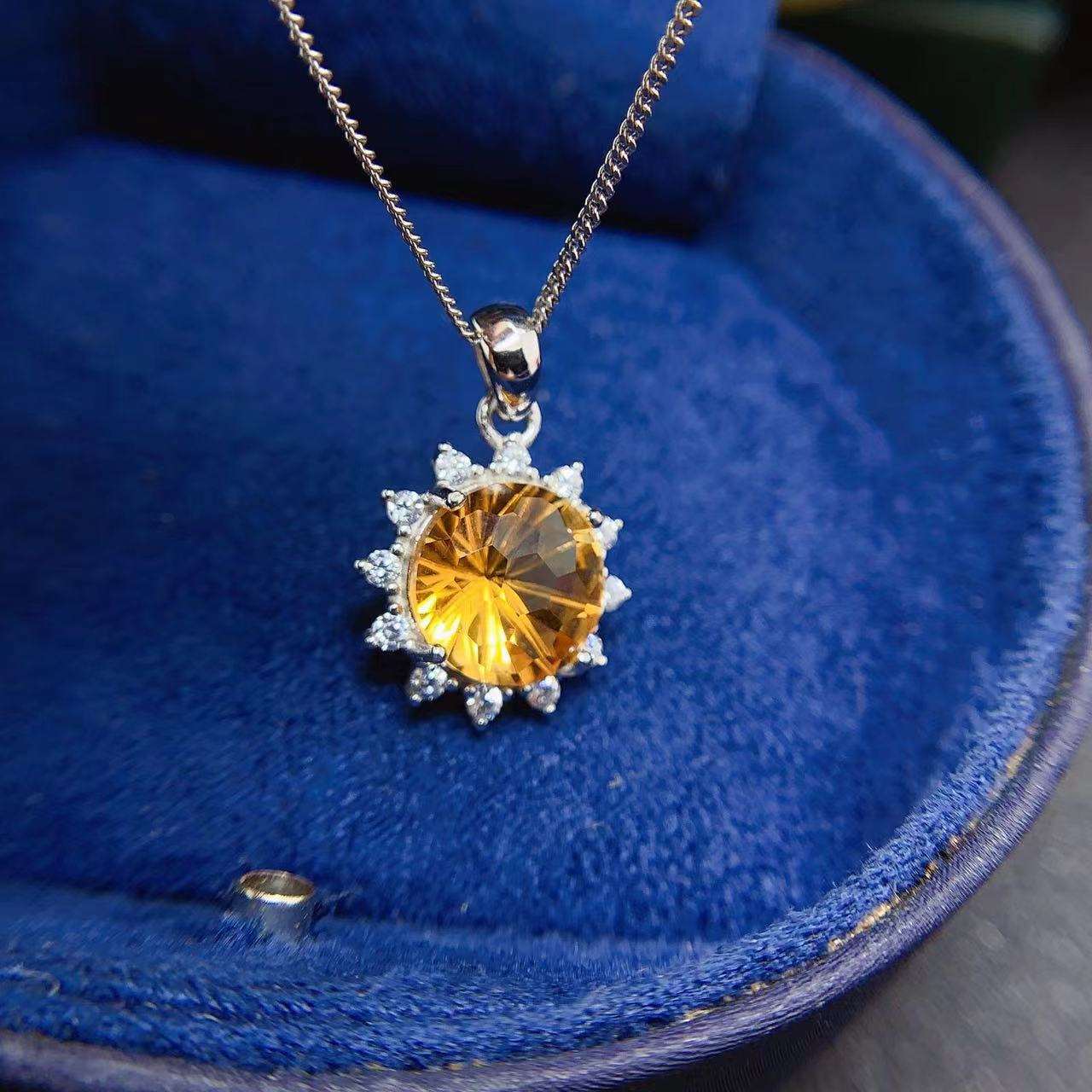 18K Inlaid Natural Fireworks Citrine Set Diamond