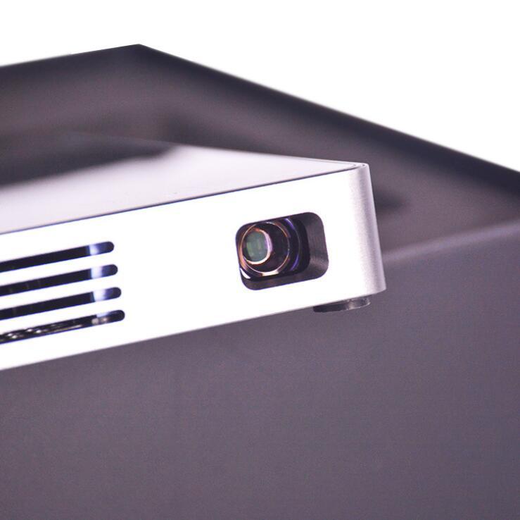 P8 Prima 1080p HD Pocket Projector PrestigePearls