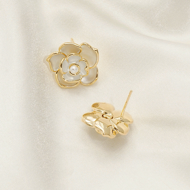 Drop Oil Golden Earrings Simple And Delicate Pearl Earrings PrestigePearls