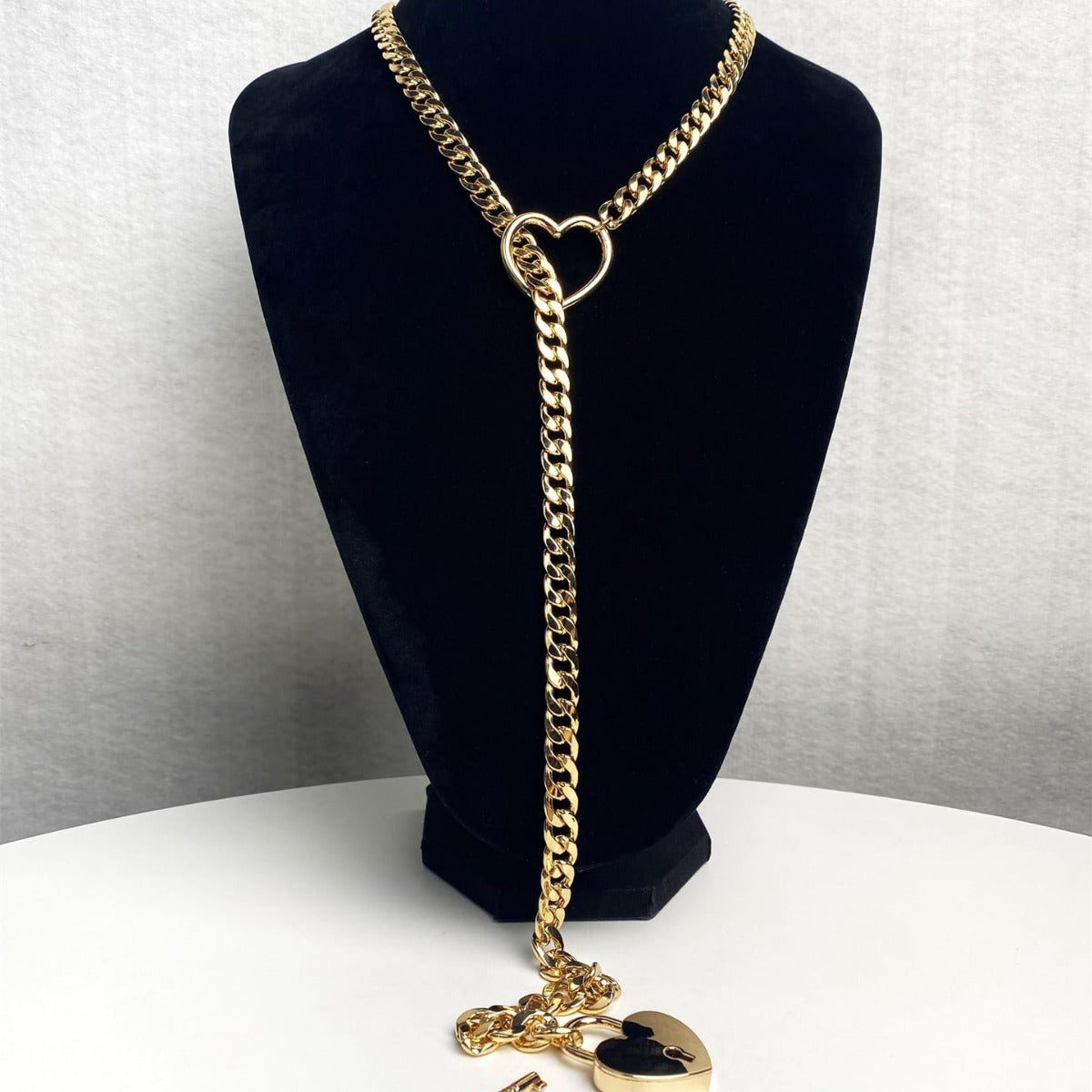 New chock and key 2024 necklace, Slip Chain Necklace Heart O-Ring Rock Cuban Long Necklace PrestigePearls