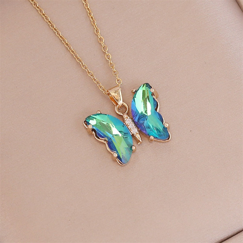 Gradient Butterfly Necklace Women's Fashion Pendant Necklace Clavicle Chain PrestigePearls