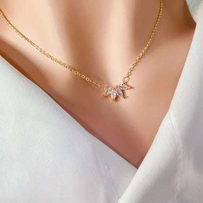 Fashion Jewelry Women's Personalized Fashion Leaf Shape Pendant Necklace PrestigePearls